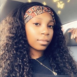 Meet your Posher, Shakia